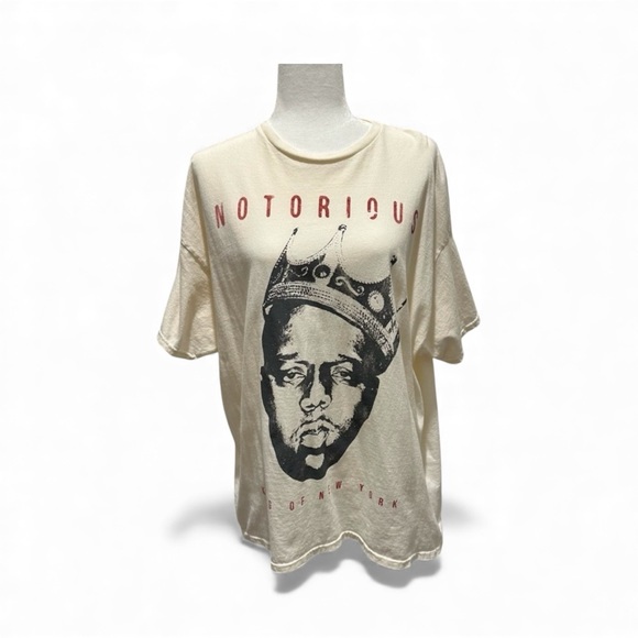 Brooklyn Mint Tops - The Notorious B.I.G Tee Shirt Cream Graphic Tee with Iconic Rap Artist